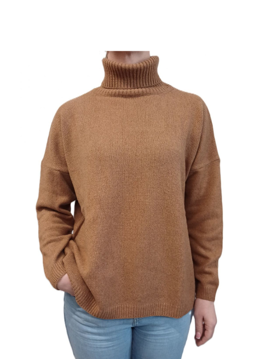 Women's High Neck Oversized Sweater in Regenerated Cashmere-9